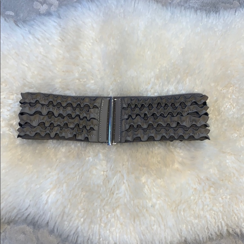 Stretchy high waist belt